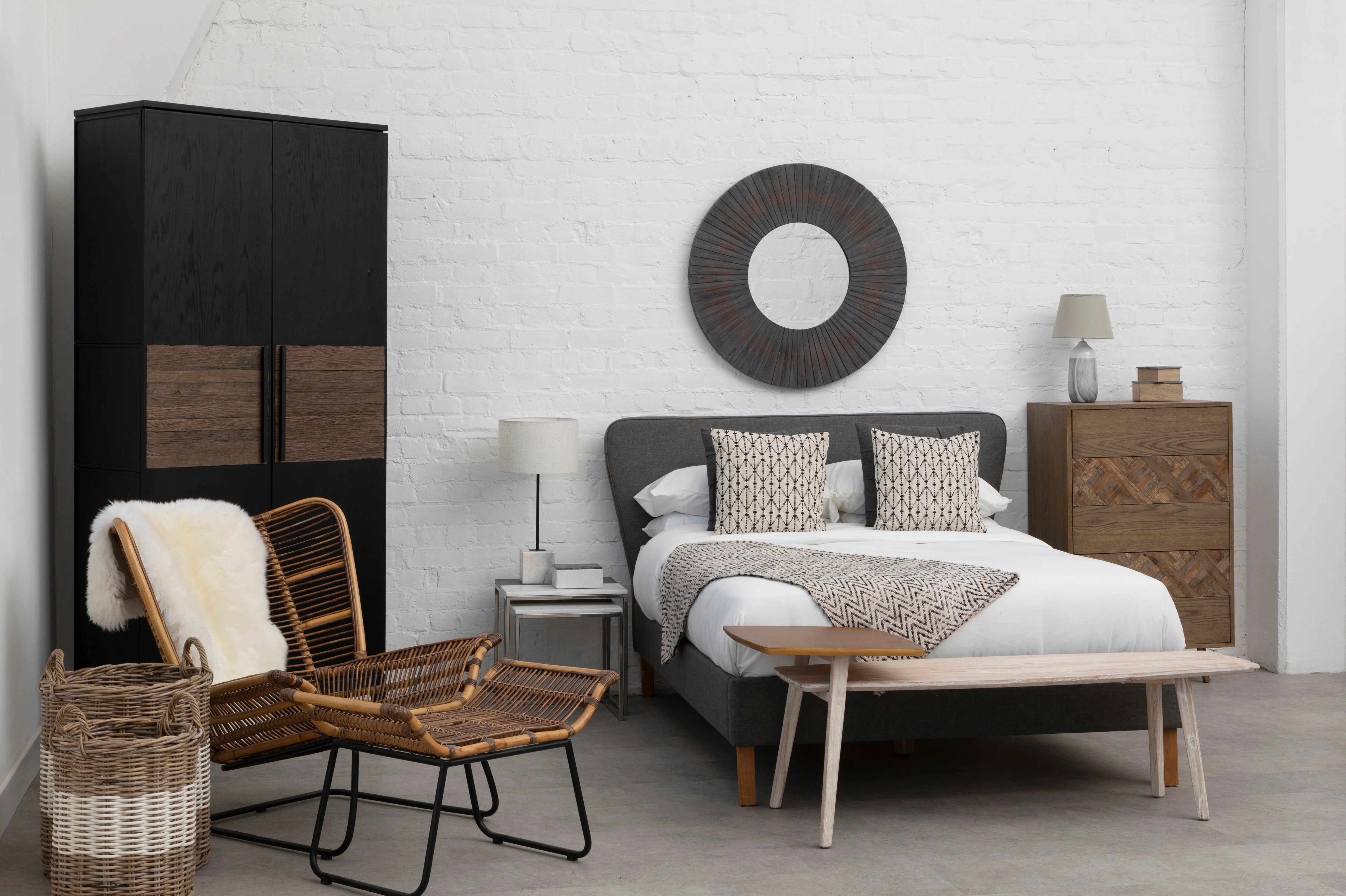 Elms Antique Wood Round Wall Mirror